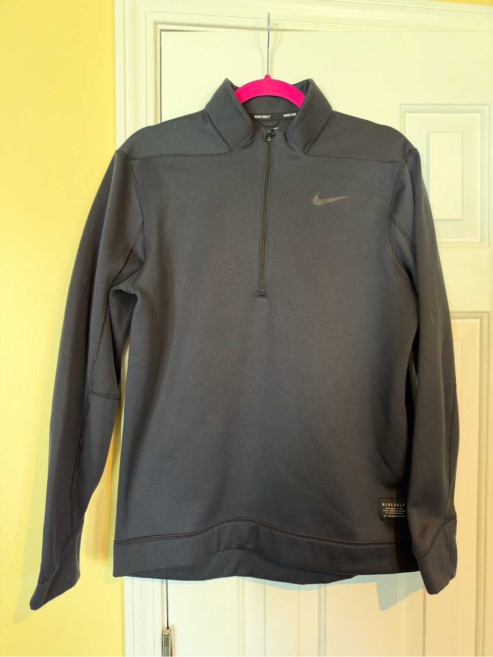 Nike Women’s Black Half-Zip Training Pullover